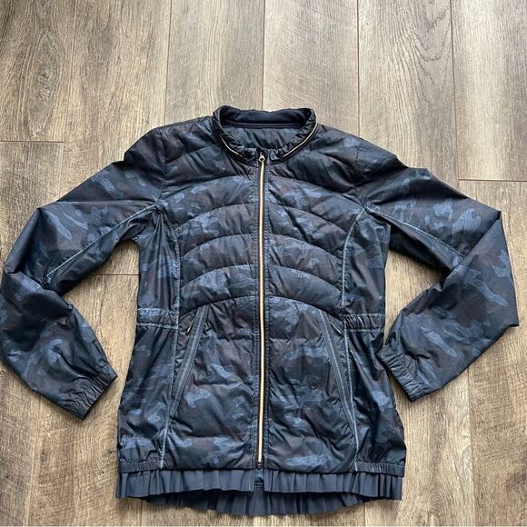 Lululemon Spring Fling Puffy Windbreaker Heathered Lotus Camo Oil Slick Blue 8 - Picture 12 of 16